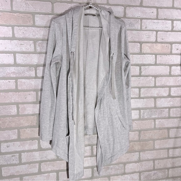 Athleta Vista Wrap Open Front Cardigan in Light Heather Gray Size S - Picture 4 of 10